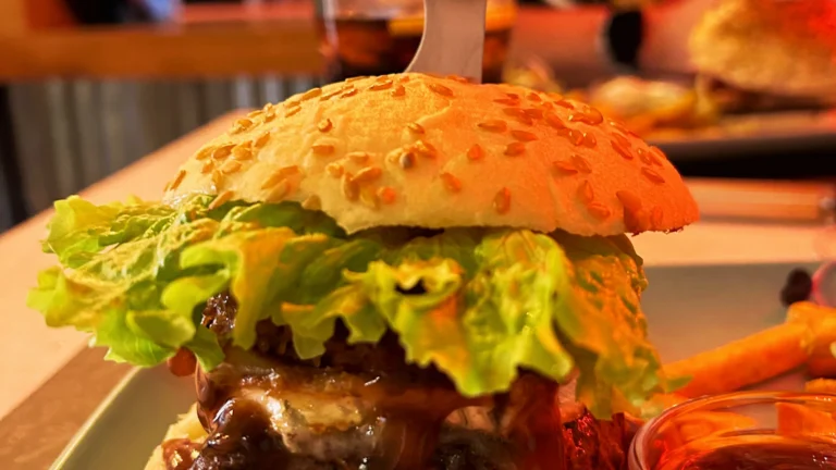 ¿Hay hamburgueserías con pan sin gluten en Almería